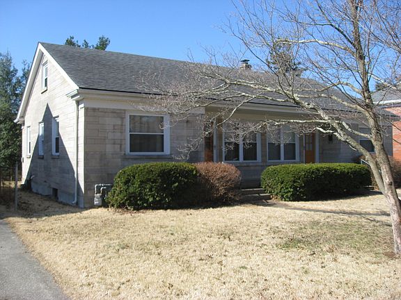 4th image of 1132-1134 Cooper Dr