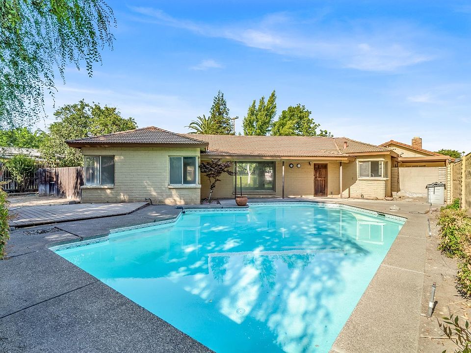1st image of 6524 N Palm Ave