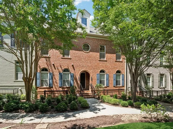 819 Perennial Dr, Sandy Springs, GA 30328
