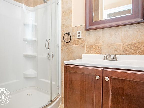 3rd image of 812 Sterling Pl #3A
