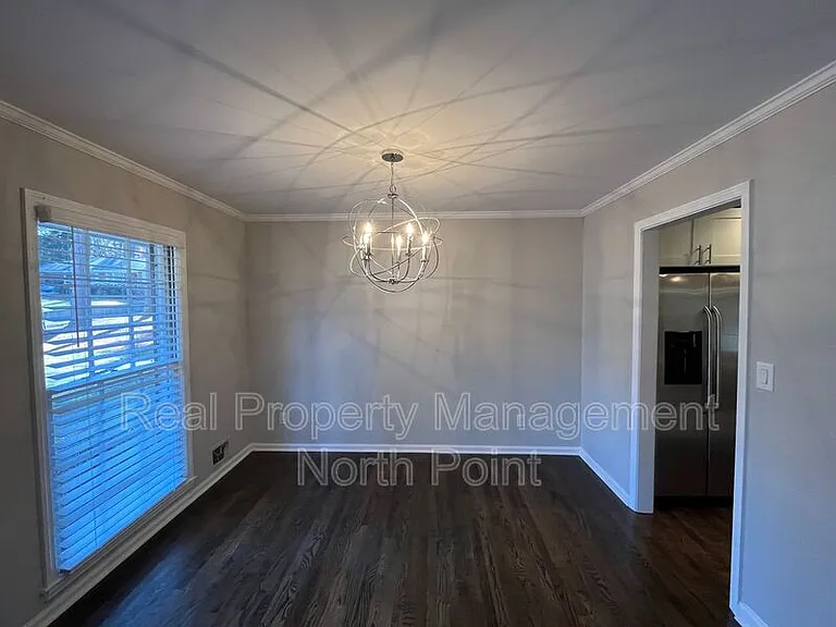 3434 Palace Ct — Photo 23