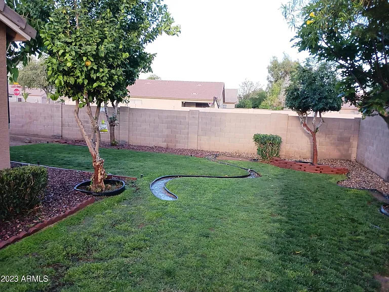13407 W Port Au Prince Ln — Photo 11