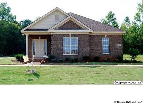 1st image of 18 Cypress Point Dr