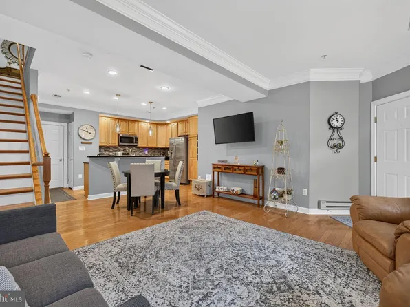 9512 Hyde Pl #9512, Frederick, MD 21704