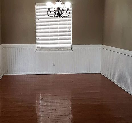4th image of 10 Ec Tucker Ct