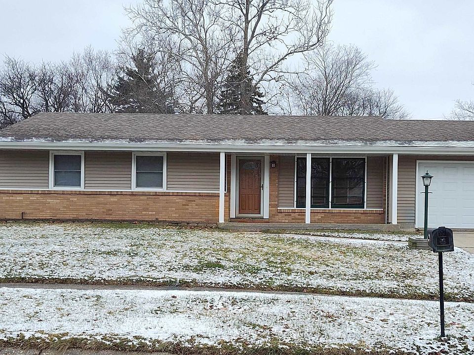 1st image of 1513 Illini Dr