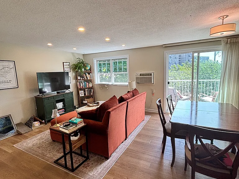 300 River St #11 — Photo 3