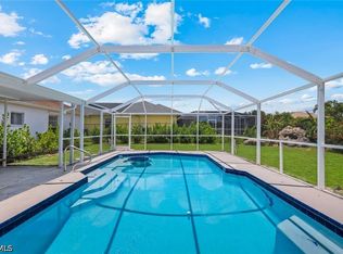 1307 SW 43rd Ln, Cape Coral, FL 33914