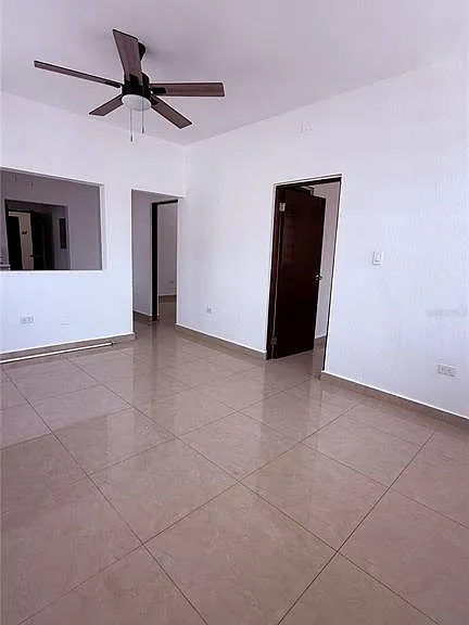 413 Edificio Gaither Plz #3A — Photo 9