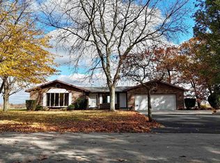 15248 W Teaberry Ests, Medaryville, IN 47957
