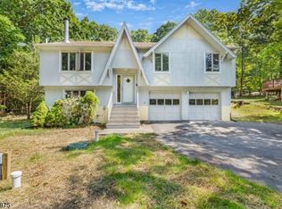 85 Leo Ave, Stanhope, NJ 07874