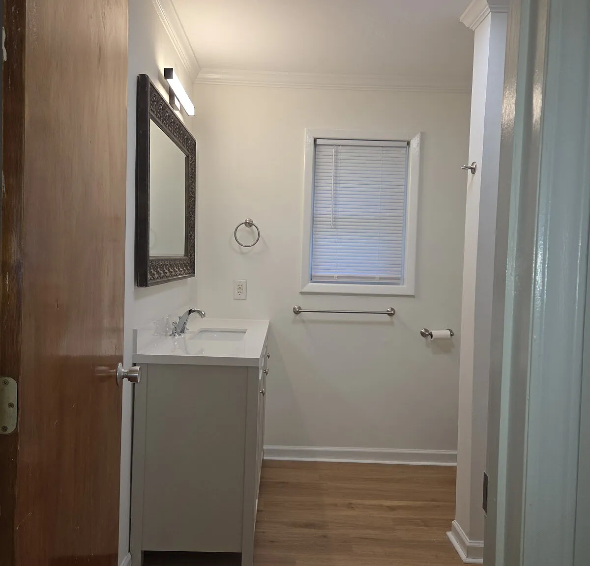 2 bed, 1.0 bath, 1000 sqft, $1,295 — Photo 4