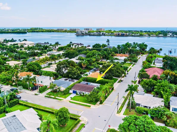 1906 N Lakeside Dr, Lake Worth, FL 33460