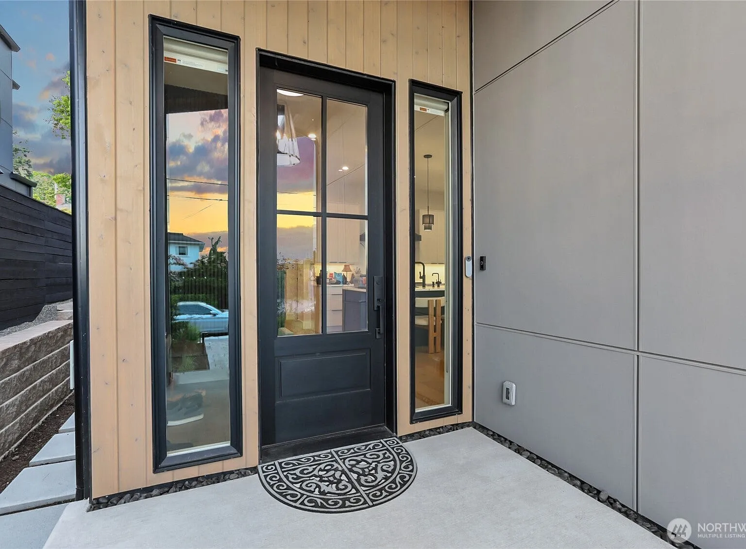 3 bed, $13,750 — Photo 2