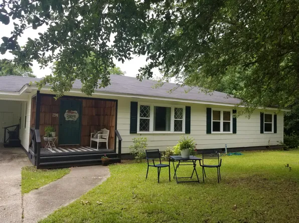 234 Hartfield Rd, Columbia, MS 39429