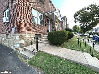 4th image of 8020-22 Burholme Ave
