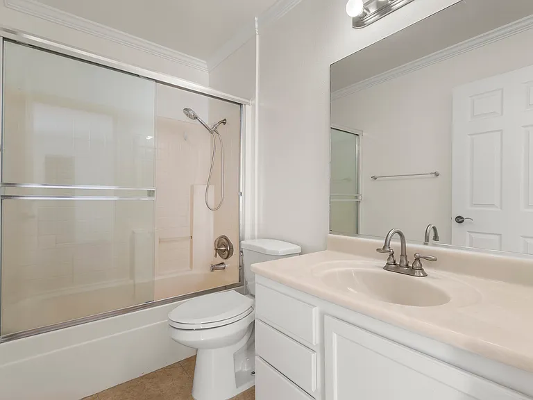 1229 E Carson St #1 — Photo 13