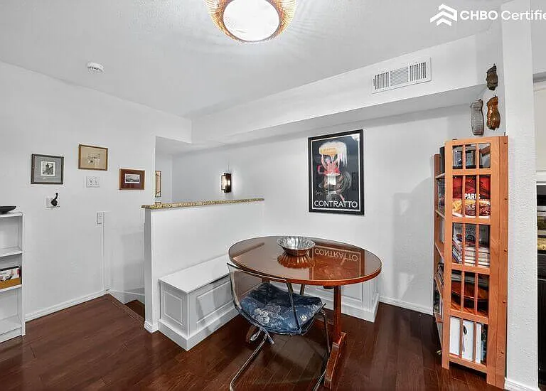 8038 Broadway #238 — Photo 15