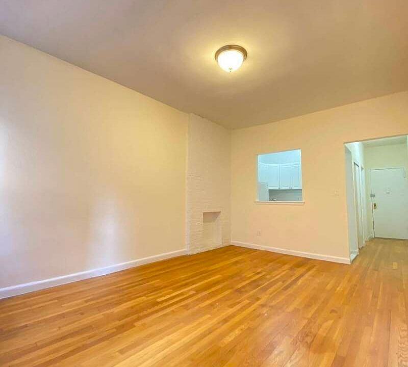 1st image of 211 E 89th St APT A5