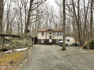 113 Blueridge Ln, Hawley, PA