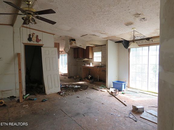 4th image of 145 Old Sweetwater Rd
