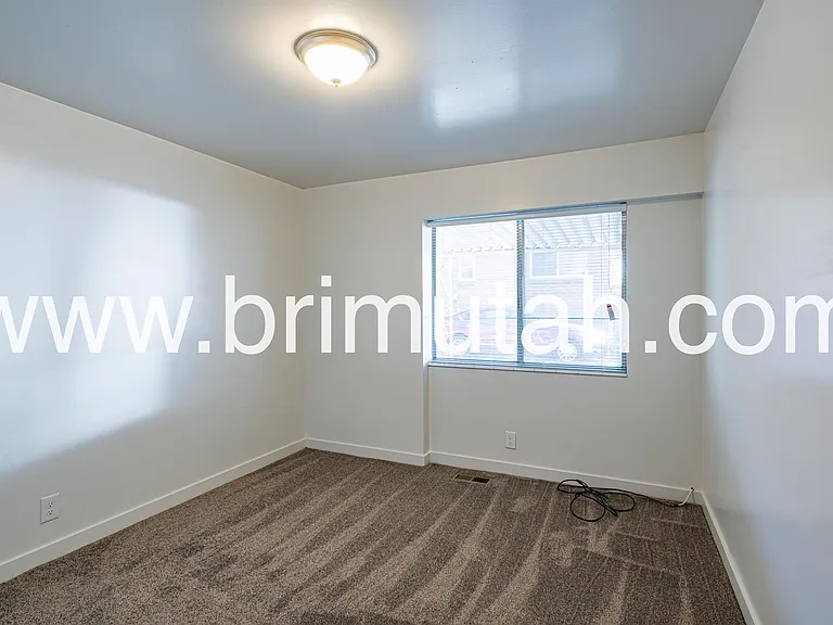 1877 E Osage Orange Ave #3 — Photo 11