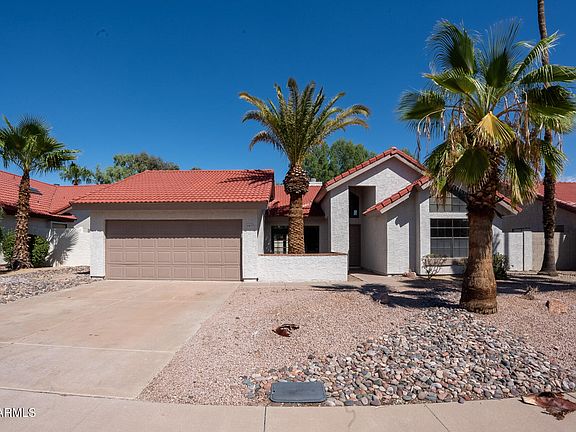 2nd image of 10837 N 111TH Place