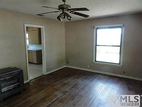 2nd image of 308 S 2nd St