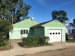 411 S Main St, Westby, MT 59275