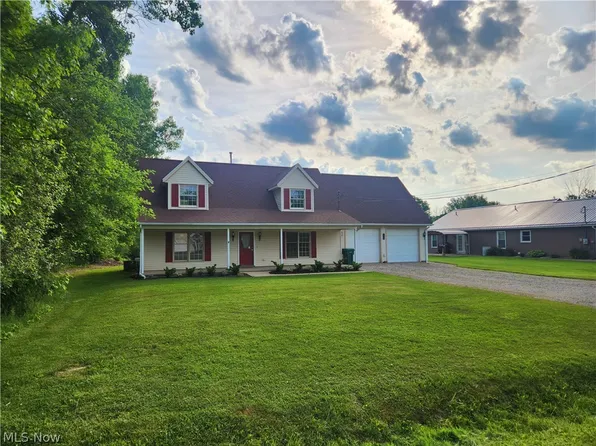 638 Oriole Dr, Rock Creek, OH 44084