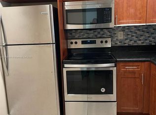 486 NW 165th Street Rd APT B108, Miami, FL 33169