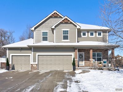 904 Woodland Ave, Papillion, NE, 68046