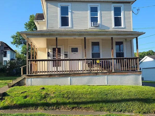 606 5th St #A, Fairmont, WV 26554