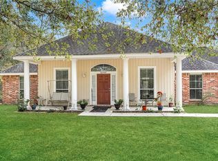 62300 N Pontchartrain Dr, Lacombe, LA 70445