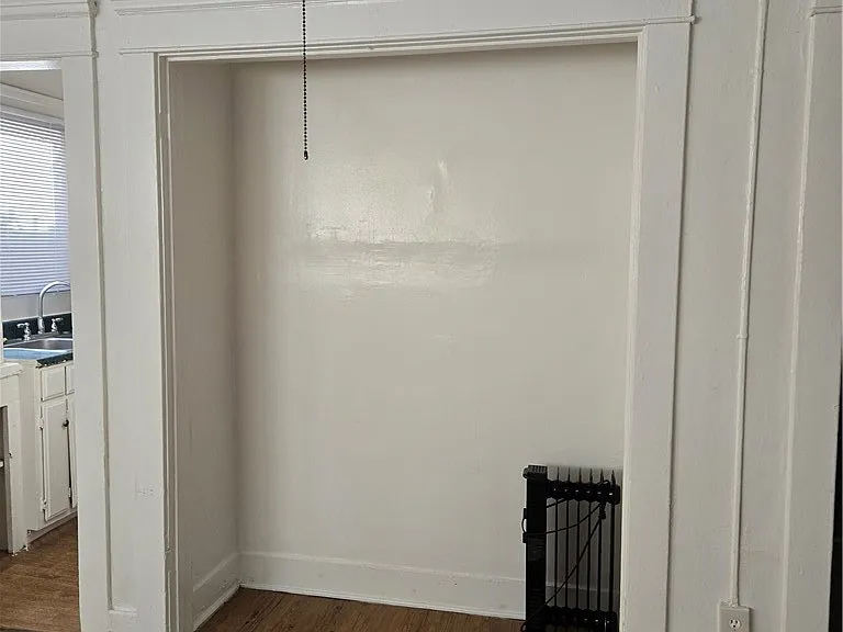 551 W 10th St #9 — Photo 3