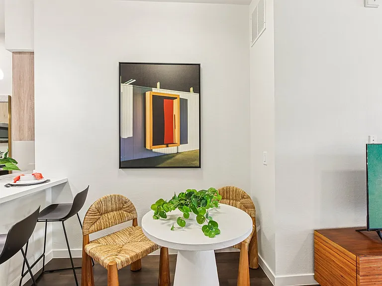 DC Heights Apartments — Photo 106