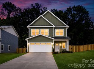 6210 Linda Vista Ln, Charlotte, NC 28216