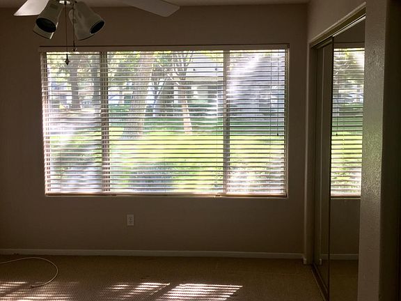 4th image of 3225 Casey Dr Unit 102