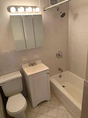 Rented by Guidance Realty Corp. | media 4