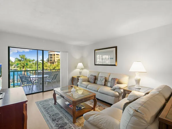 1041 Swallow Ave Unit 303, Marco Island, FL 34145