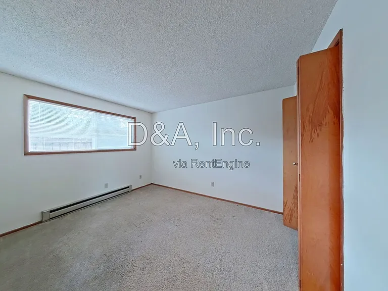 605 NW Kings Blvd #2 — Photo 9