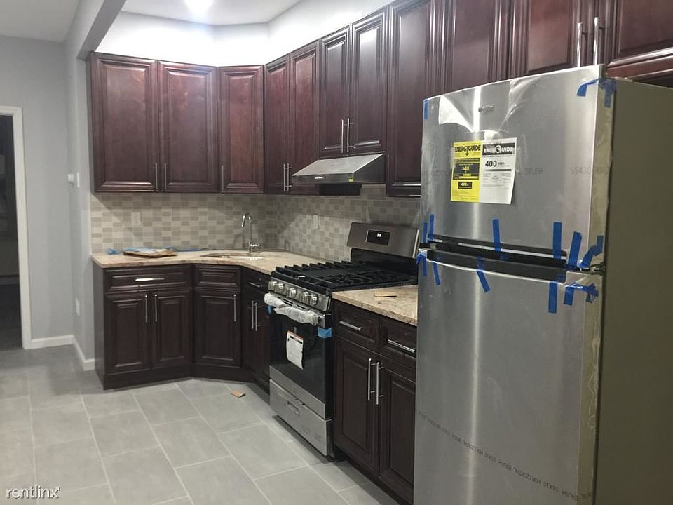 1863 grove 3 bedroom.jpg1