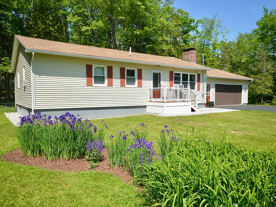 1st image of 226 Center Drive