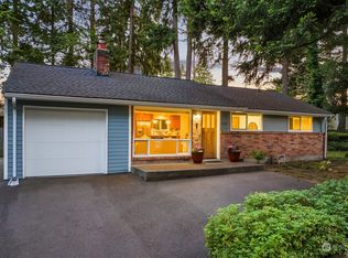 12561 Roosevelt Way NE, Seattle, WA 98125