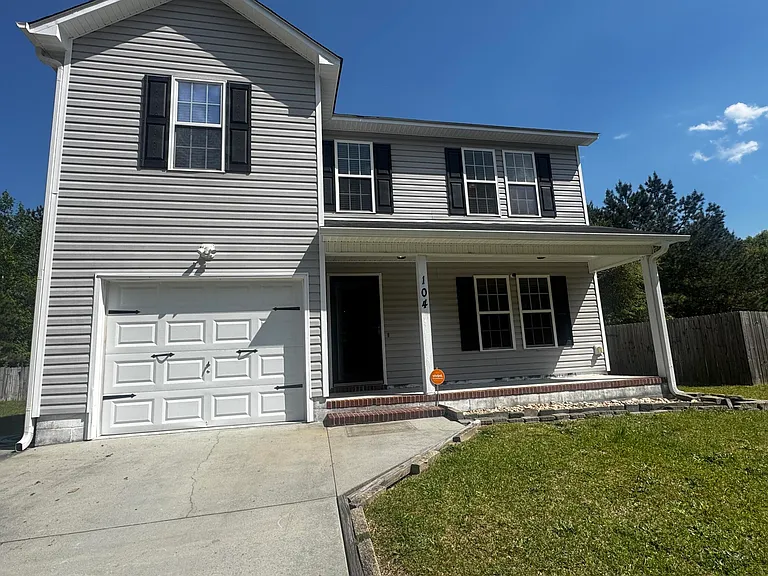 104 Republic Ct — Photo 1