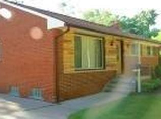 11075 Sunset St, Livonia, MI 48150