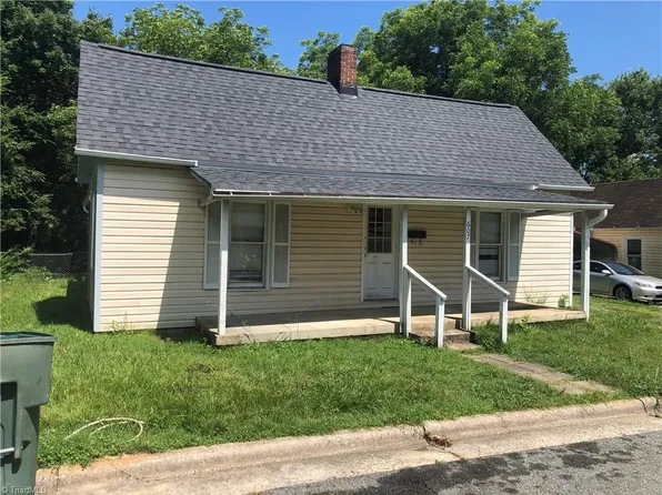 607 Seymour St, Graham, NC 27253