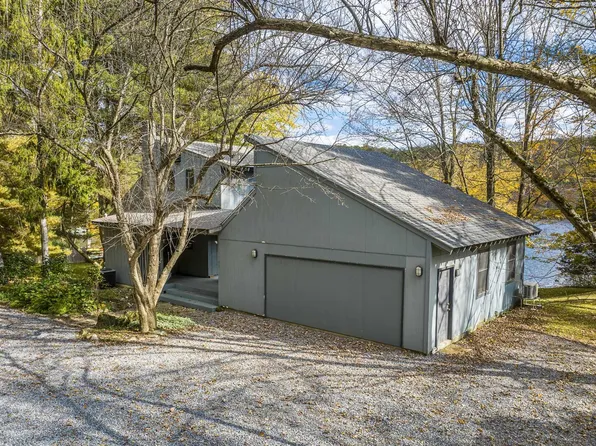 2728 SALT POINT TURNPIKE, Clinton Corners, NY 12514