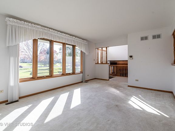 3rd image of 10834 Minnesota Ct #10834