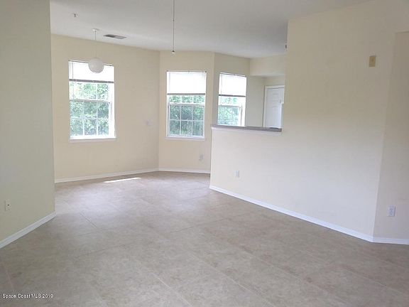 2nd image of 5673 Star Rush Dr APT 201